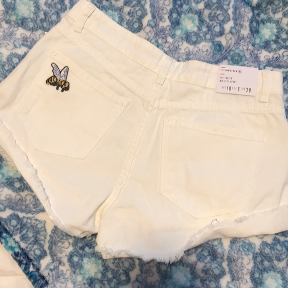 NWT Embroidered Shorts - Picture 2 of 5